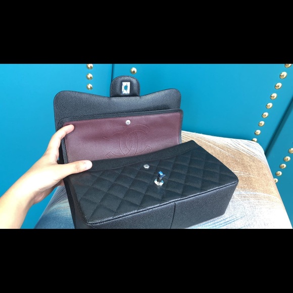 Handbag - Picture 10 of 14